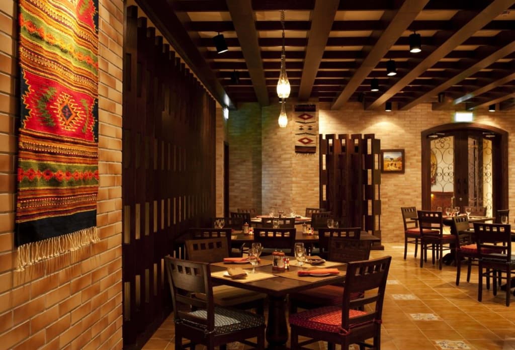 Custom-Made Restaurant Furniture for Hotels in Dubai